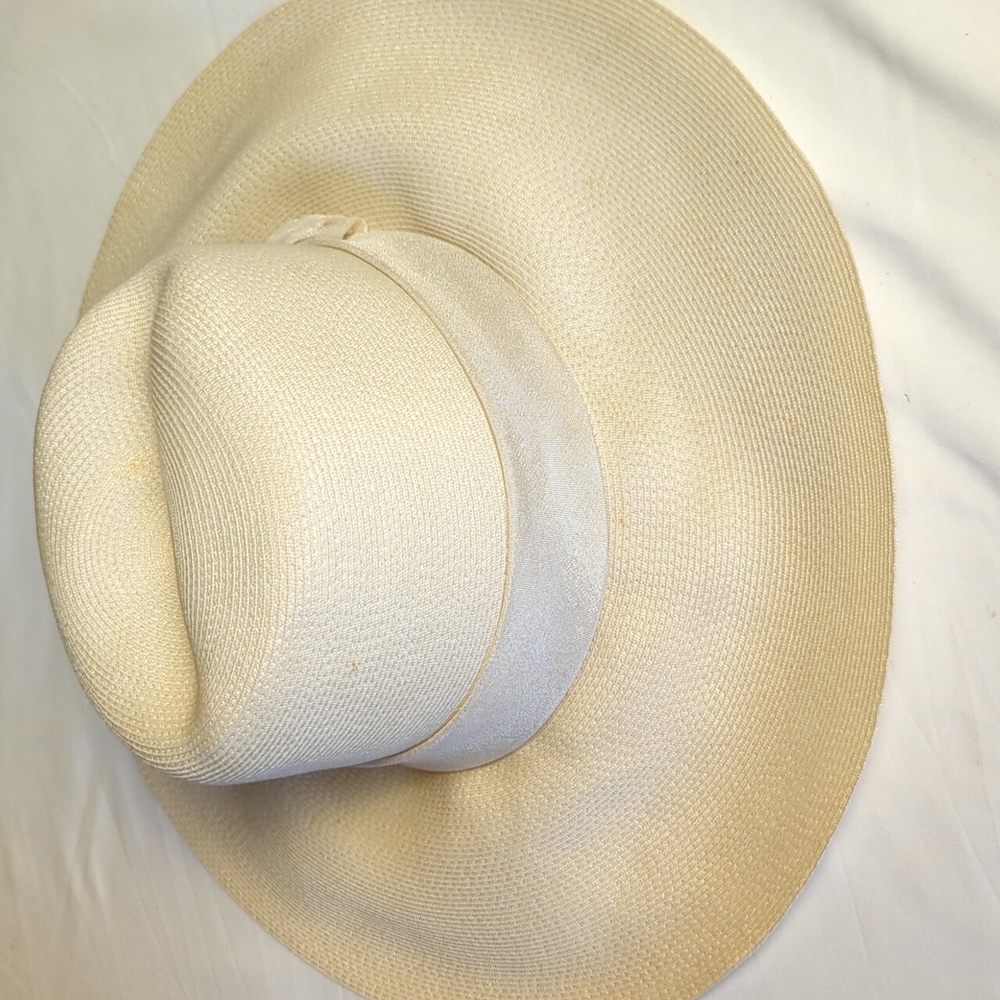 Vintage Ladies Hat, Ladies Sun Hat, Vintage Millenery Ladies Hat - Picture 5 of 8